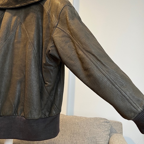 Vintage Mario Valentino leather jacket - Picture 11 of 13
